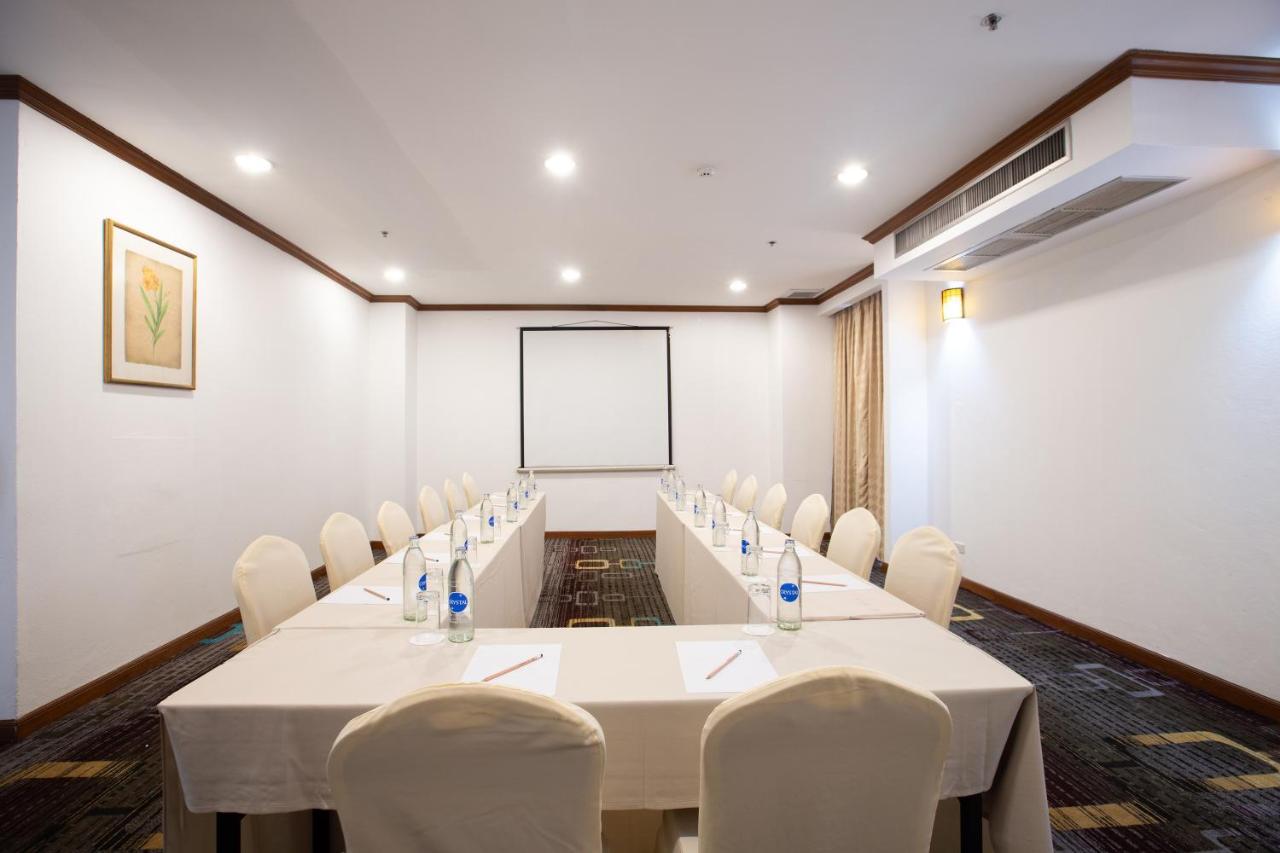 צ'יאנג מאי Ch Hotel מראה חיצוני תמונה