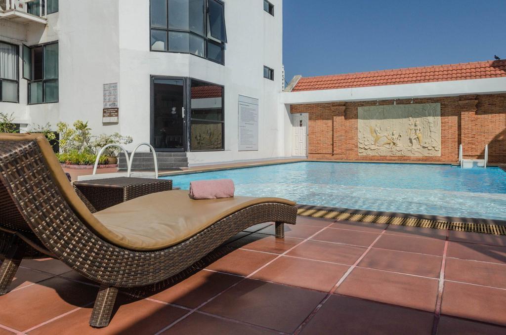 צ'יאנג מאי Ch Hotel מראה חיצוני תמונה