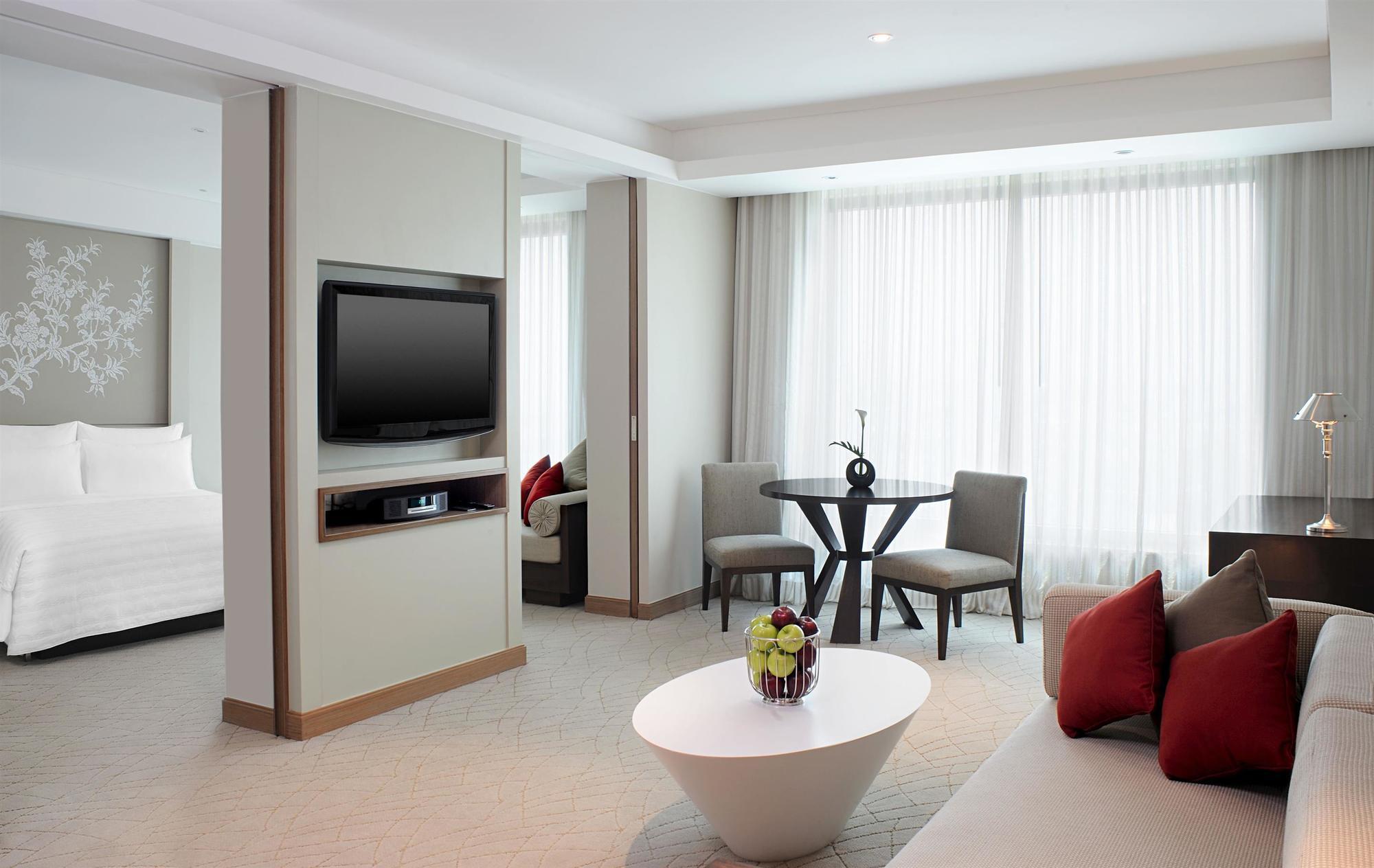 צ'יאנג מאי Ch Hotel מראה חיצוני תמונה